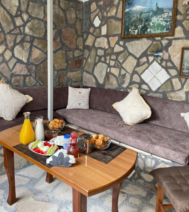Guesthouse Arber Gjirokastër Eksteriør billede
