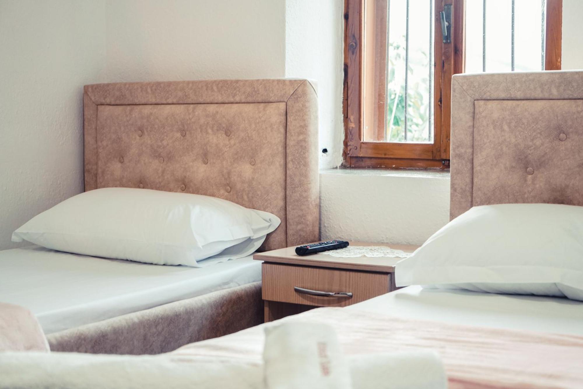 Guesthouse Arber Gjirokastër Eksteriør billede