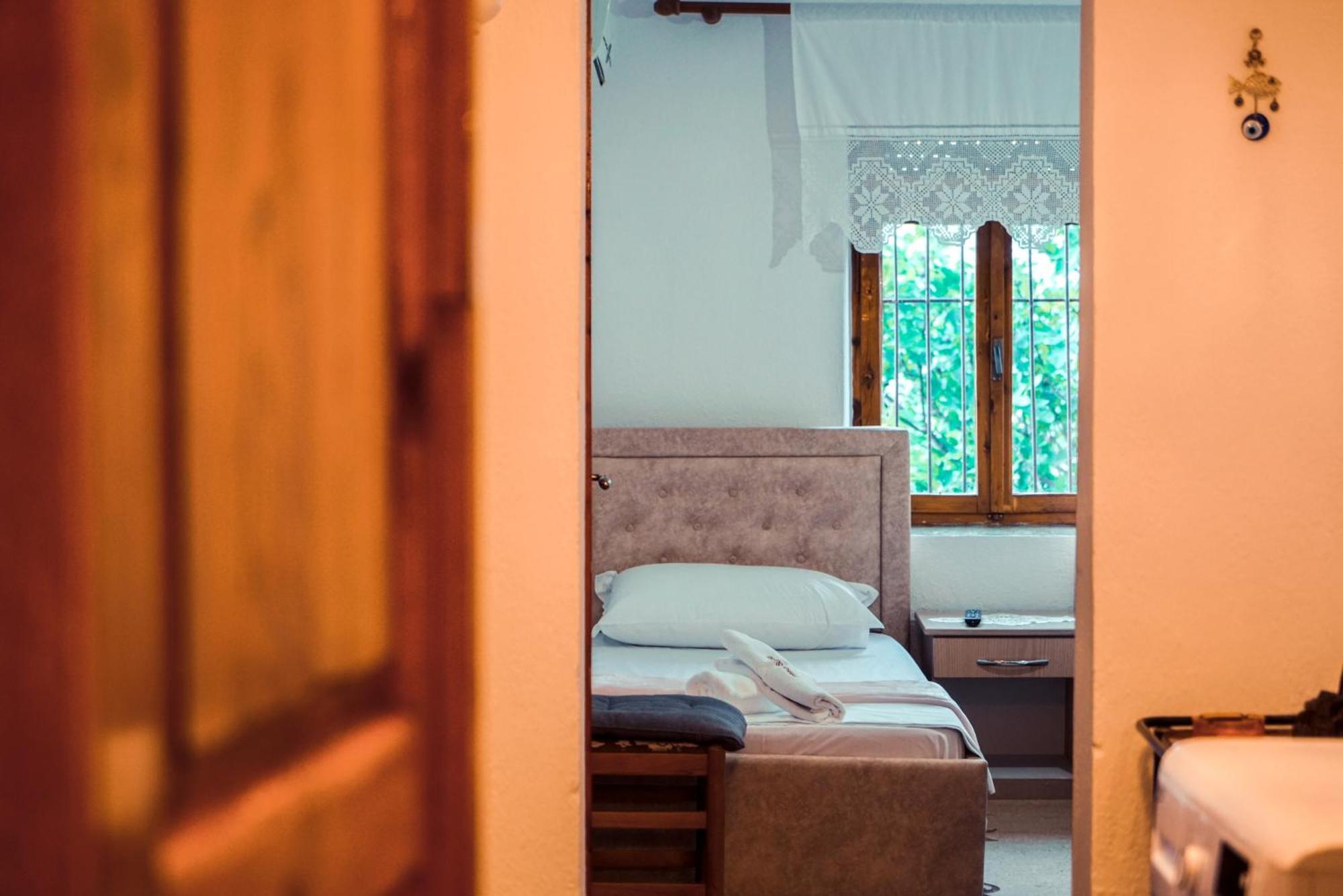 Guesthouse Arber Gjirokastër Eksteriør billede
