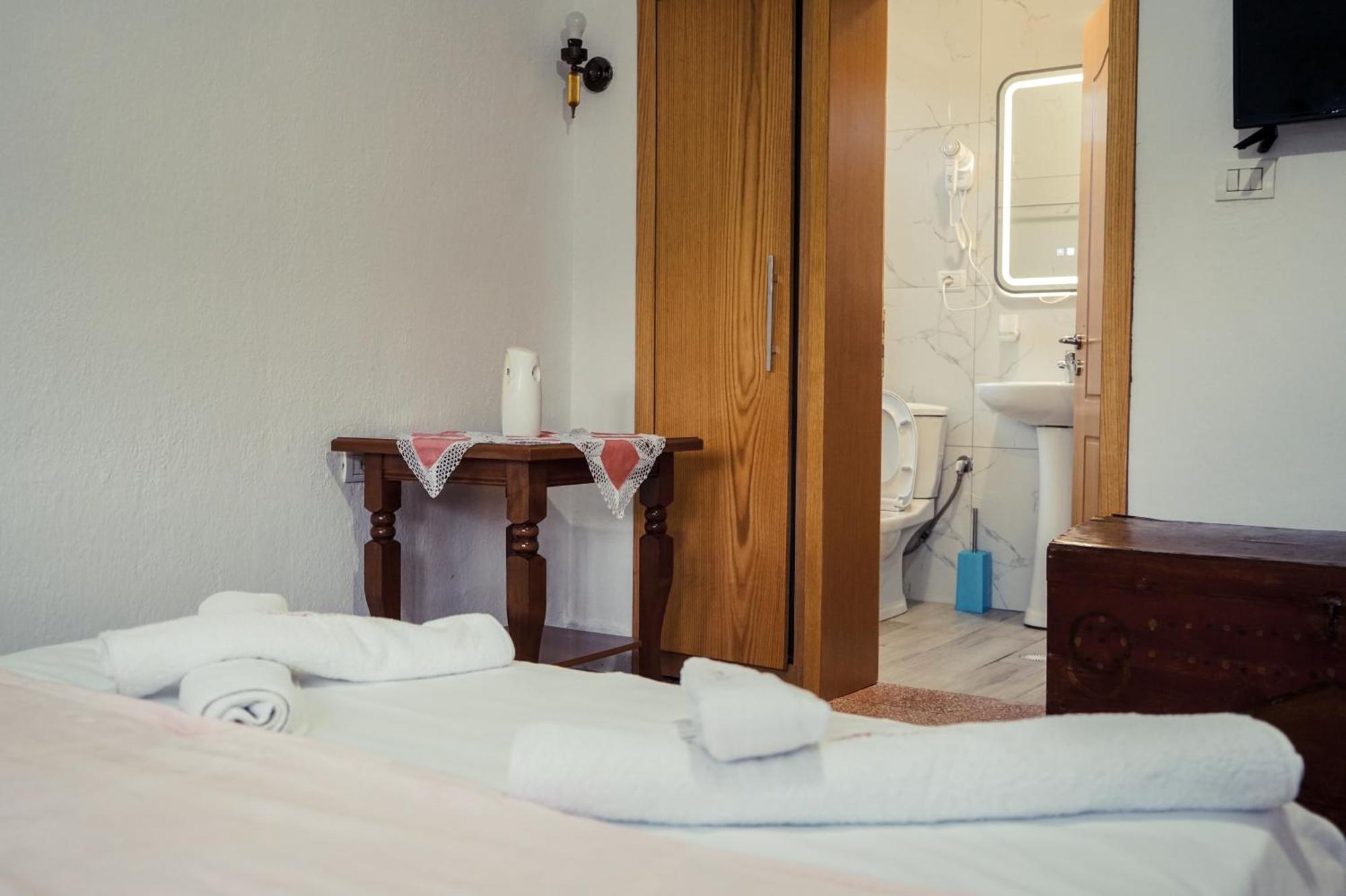Guesthouse Arber Gjirokastër Eksteriør billede