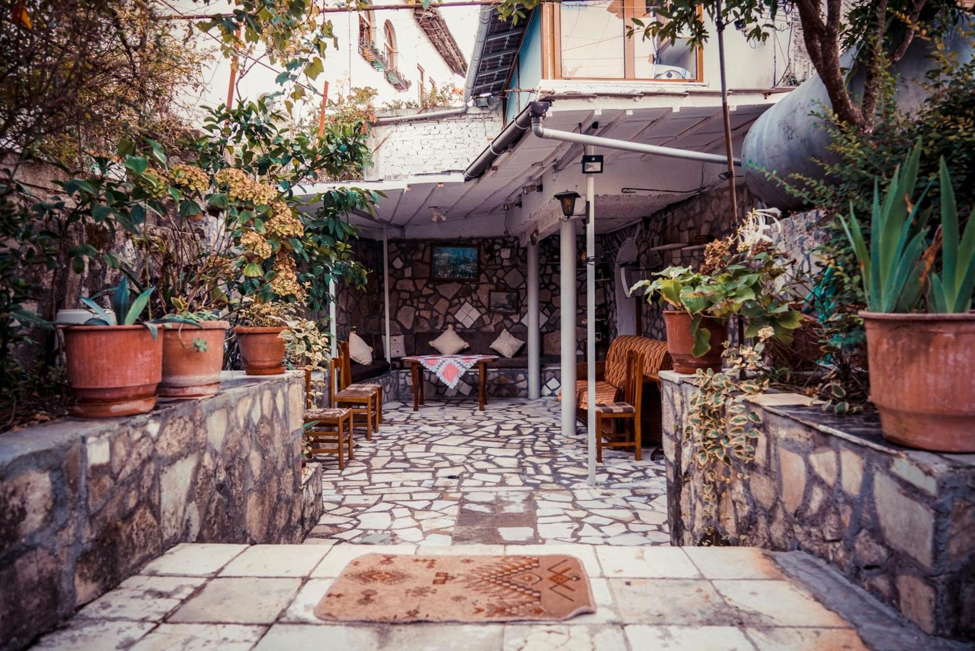 Guesthouse Arber Gjirokastër Eksteriør billede